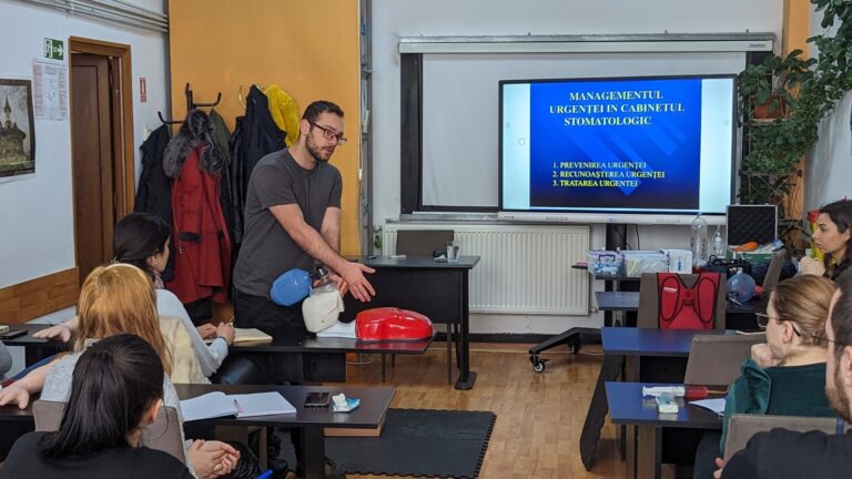 Stomatologi pregatiti pentru orice situatie de urgenta – Asociatia Succes in Educatie si Sport organizeaza un curs de urgente medicale in cabinetul stomatologic