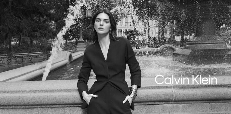 Calvin Klein prezintă noua campanie Womenswear Primăvara 2024, cu Kendall Jenner în rolul principal