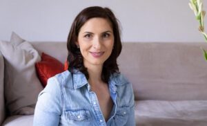 Cum folosim inteligent suplimentele pentru echilibru hormonal în premenopauză