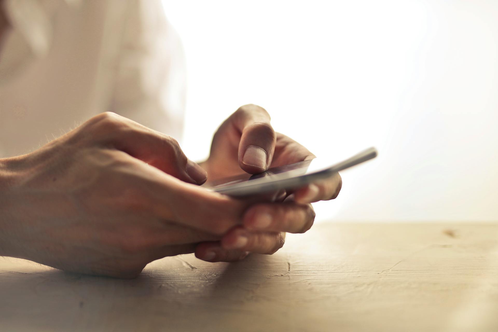 Jocurile online pe smartphone: impactul asupra adulților șI atractivitatea jocurilor de logică pentru bărbațI