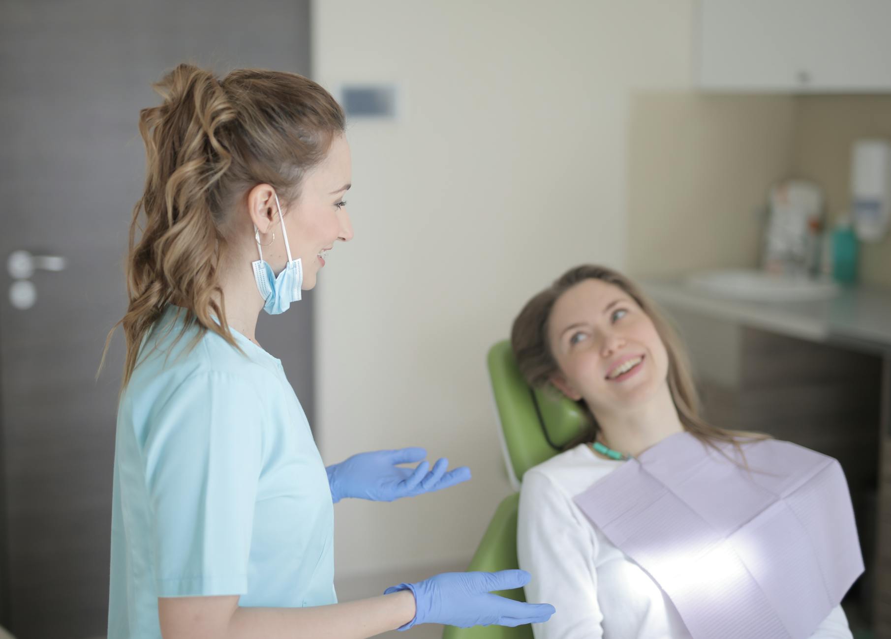 Caria dentară: de la simptome la tratament complet